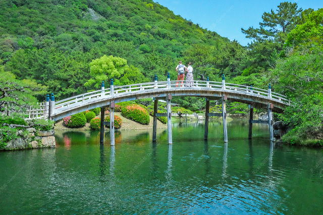 偃月橋