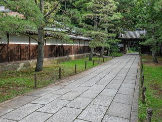 石畳の道
